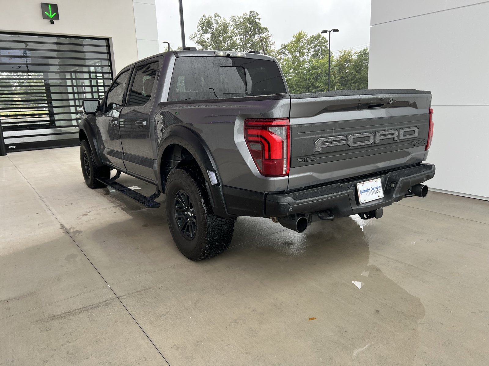 Used 2024 Ford F150 Raptor AWD/4WD image 8