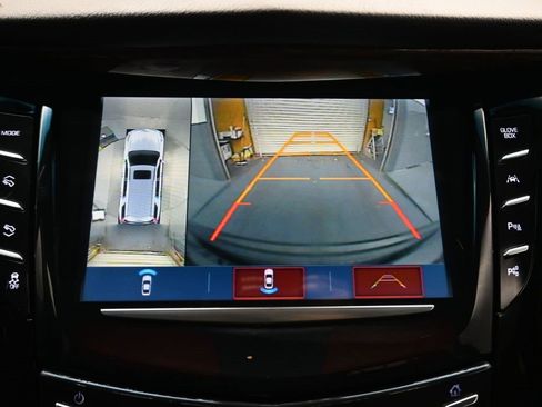 Used 2017 Cadillac Escalade ESV Luxury image 21