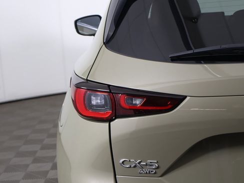 Used 2024 MAZDA CX-5 Carbon Edition image 17