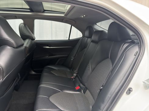 Used 2023 Toyota Camry XLE FWD image 14