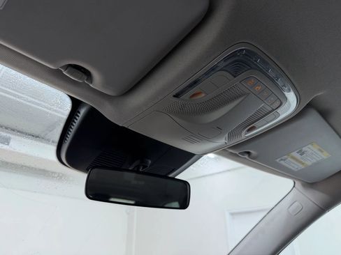 Used 2016 Mercedes-Benz Metris Passenger image 31
