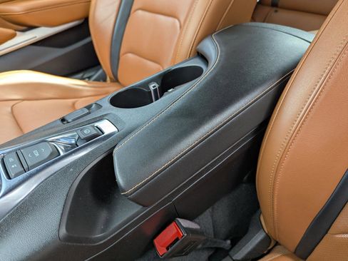 Used 2021 Chevrolet Camaro SS RWD image 28