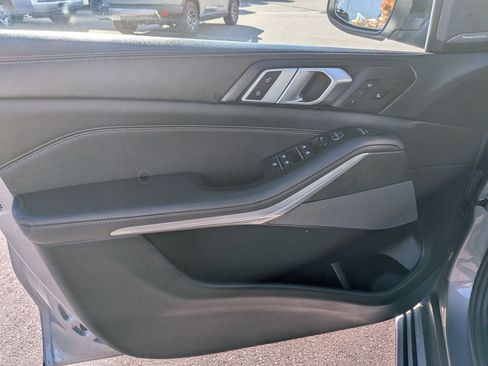 Used 2024 BMW X5 xDrive40i image 14