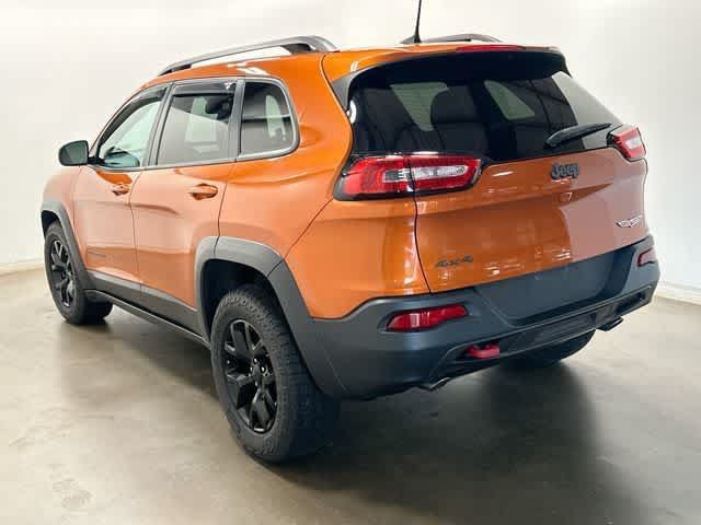 Used 2016 Jeep Cherokee Trailhawk AWD/4WD image 31