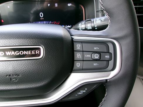 New 2026 Jeep Grand Wagoneer Limited AWD/4WD image 11