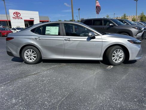 New 2026 Toyota Camry LE w/ Convenience Package FWD image 2