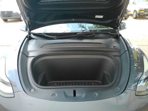 Used 2023 Tesla Model Y AWD image 49