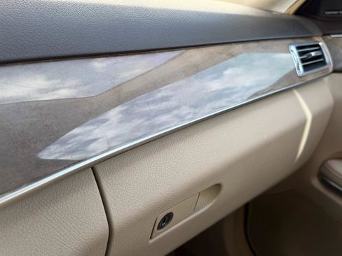 Used 2016 Mercedes-Benz E 350 Sedan image 42