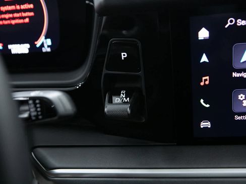 Certified 2025 Porsche Cayenne Turbo image 27