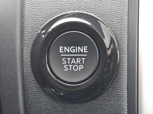 Used 2025 Ford Expedition Active RWD image 15
