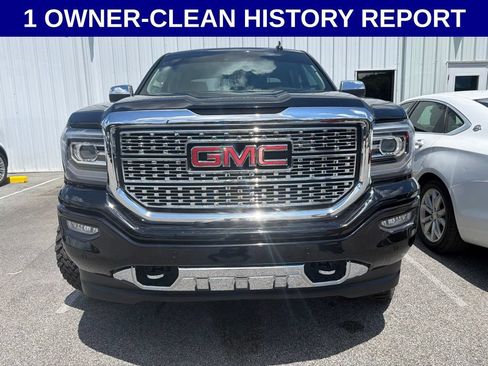Used 2018 GMC Sierra 1500 Denali w/ Denali Ultimate Package AWD/4WD image 2