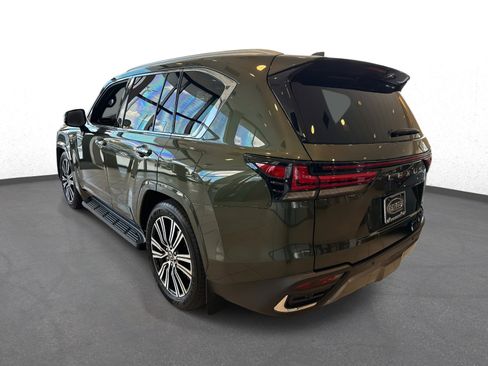 New 2026 Lexus LX 600 4WD w/ Luxury Package image 5
