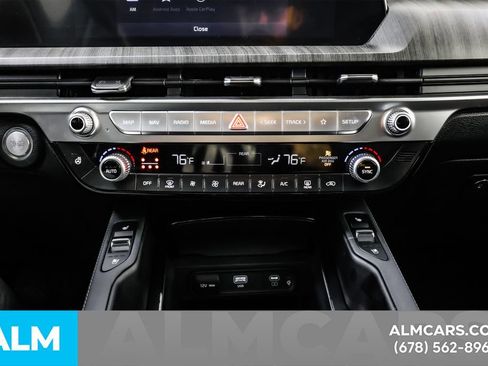 Used 2024 Kia Telluride EX w/ EX Captain's Chair Package AWD/4WD image 39