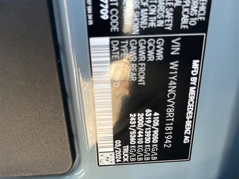 Used 2024 Mercedes-Benz Sprinter 2500 image 7