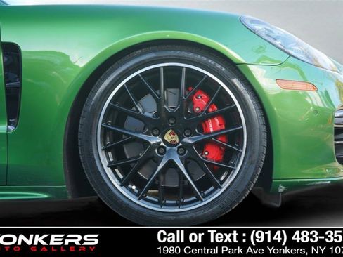 Used 2019 Porsche Panamera GTS image 24