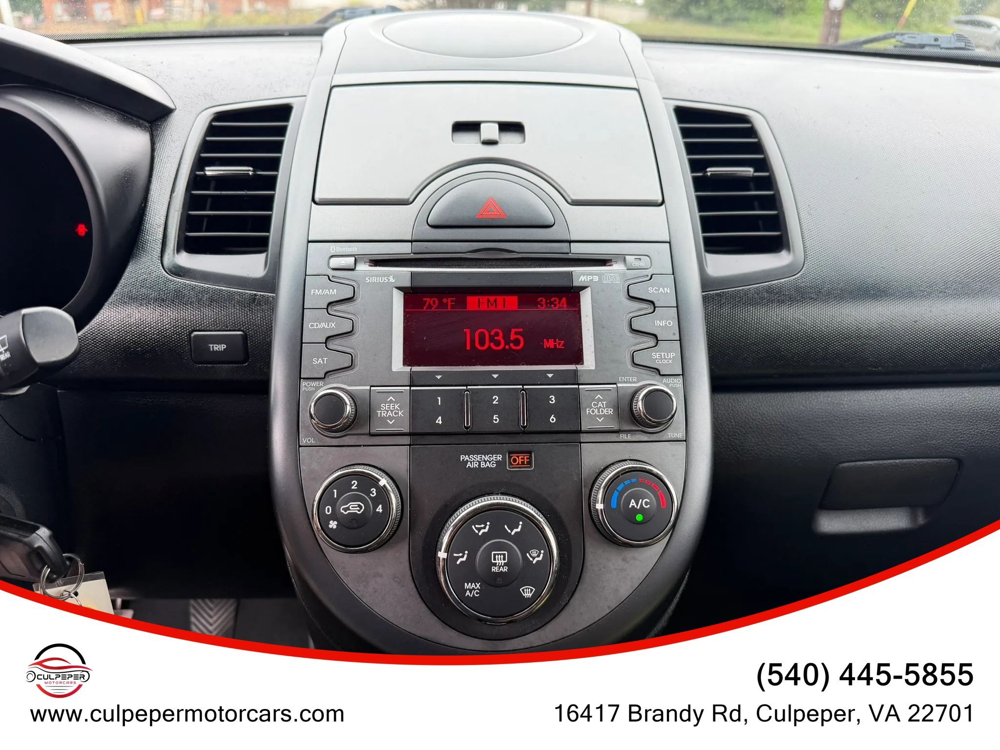 Used 2011 Kia Soul + FWD image 18