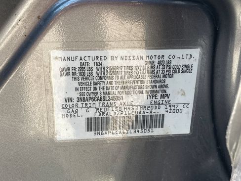 Certified 2025 Nissan Kicks SV w/ SV Premium Package FWD image 30