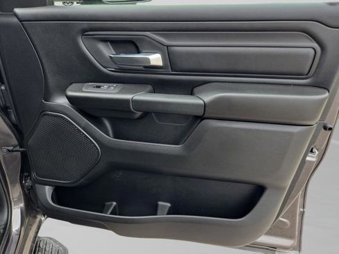 New 2026 RAM 1500 Express AWD/4WD image 30