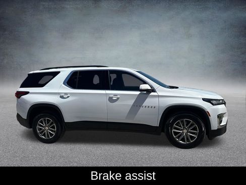 Used 2023 Chevrolet Traverse LT AWD/4WD image 7