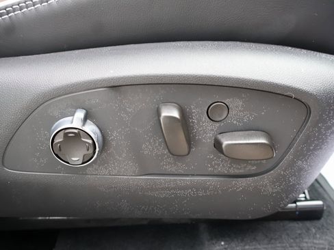 New 2026 GMC Acadia Denali Ultimate w/ LPO, Floor Liner Package image 40