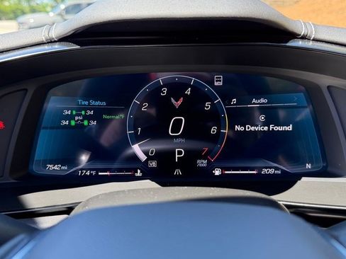 Used 2023 Chevrolet Corvette Stingray Preferred Conv RWD image 17