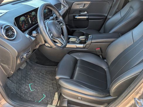 Certified 2021 Mercedes-Benz GLB 250 4MATIC image 4