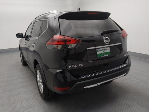 Used 2018 Nissan Rogue SV AWD/4WD image 6