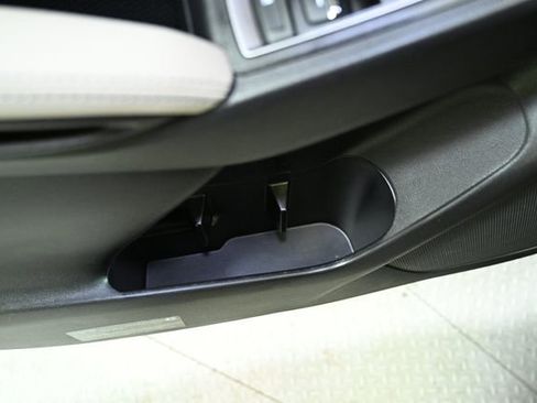 Used 2025 Subaru Ascent Limited w/ Popular Package #2 image 54