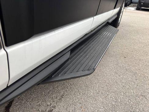 Used 2021 Ford Transit 350 XLT image 15