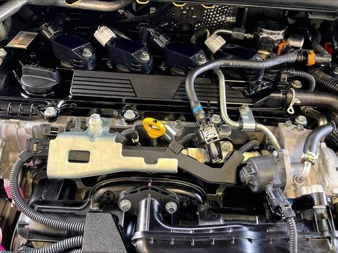 Used 2024 Toyota Prius LE image 29