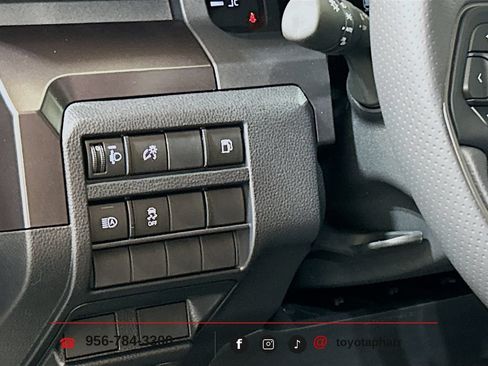 New 2026 Toyota 4Runner SR5 AWD/4WD image 11