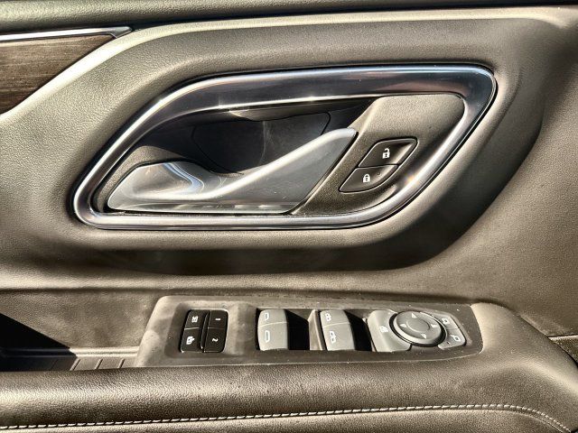 Used 2024 Chevrolet Suburban Z71 AWD/4WD image 13