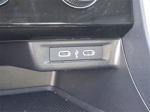 Used 2024 Volkswagen Jetta SE image 26