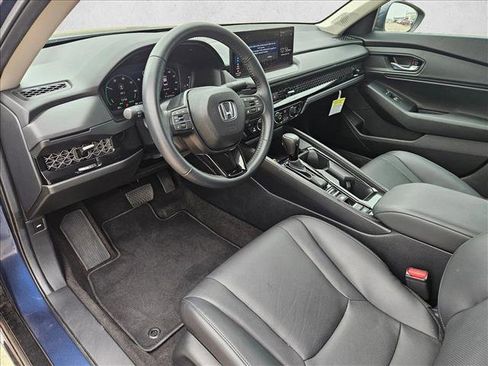 Used 2025 Honda Accord EX-L image 10