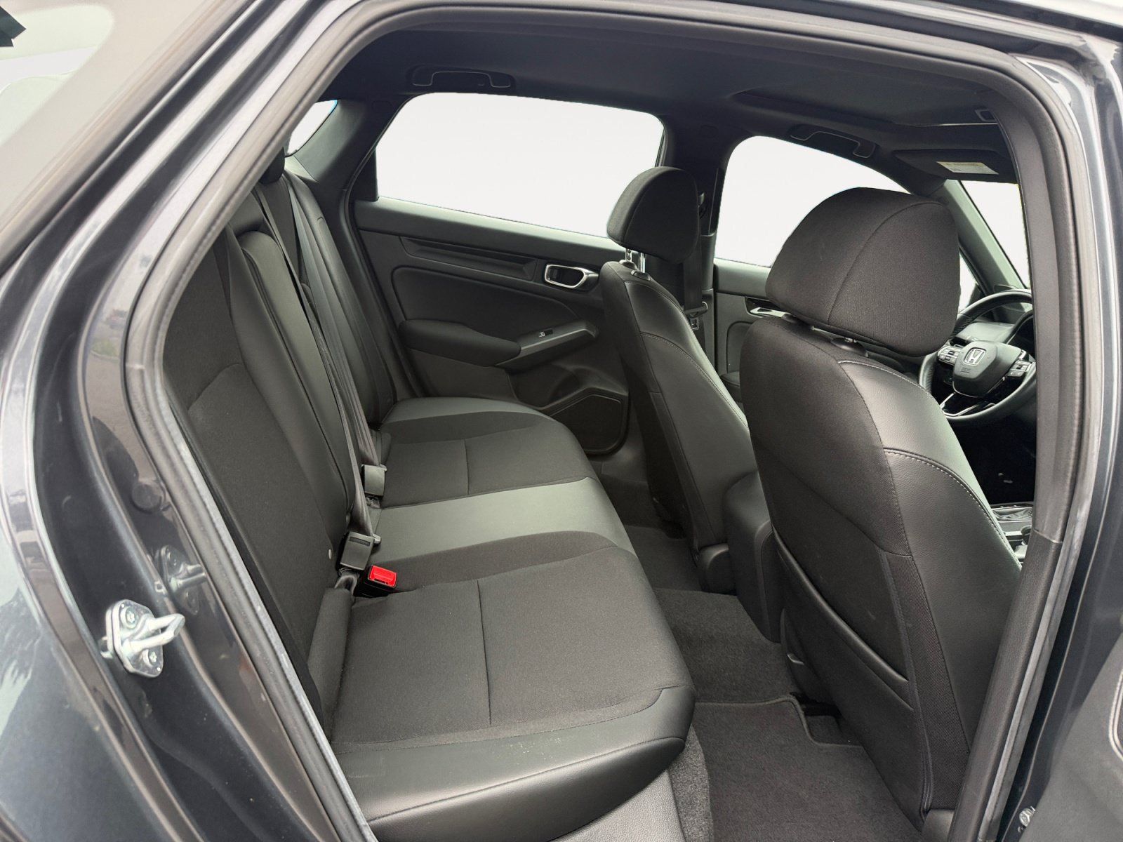 Used 2025 Honda Civic Sport image 18