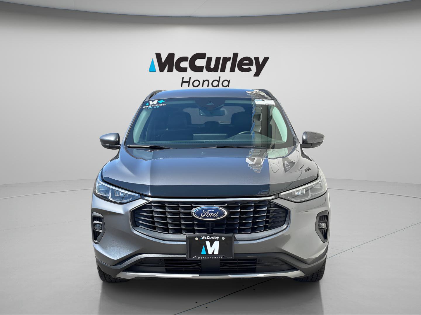 Used 2025 Ford Escape Platinum AWD/4WD image 9
