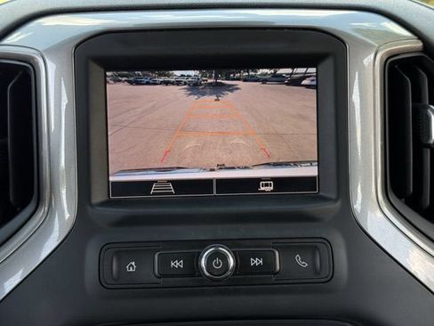 Used 2024 GMC Sierra 2500 Pro w/ Convenience Package AWD/4WD image 16
