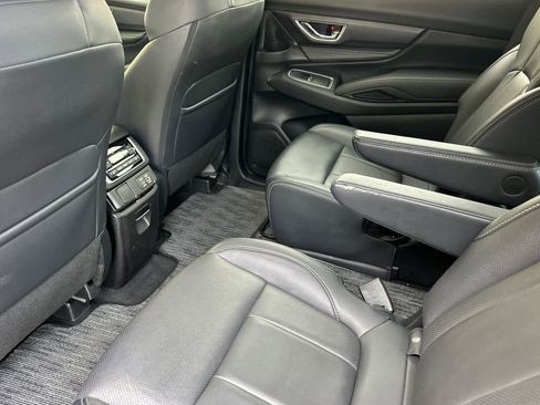 Used 2023 Subaru Ascent Limited image 11