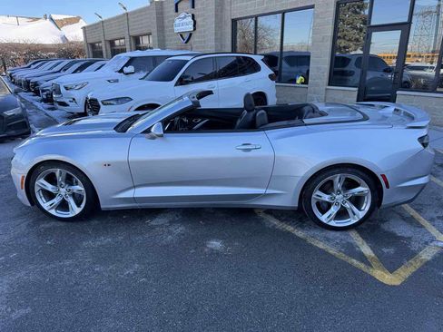 Used 2019 Chevrolet Camaro SS image 17