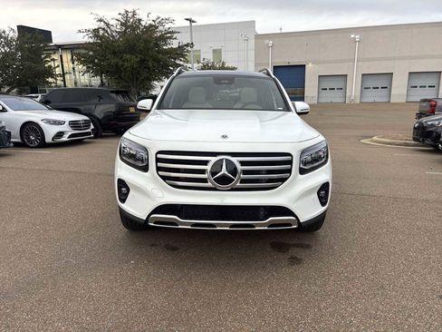 New 2026 Mercedes-Benz GLB 250 image 8