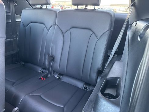 Used 2025 Audi Q7 3.0T Premium Plus image 21