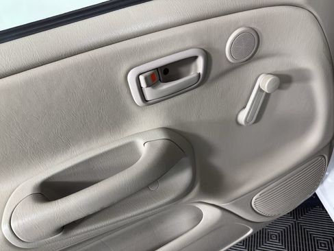 Used 2005 Toyota Tundra 2WD Regular Cab image 26