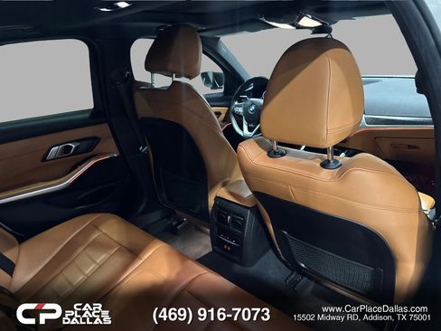Used 2021 BMW 330i Sedan w/ Premium Package RWD image 31