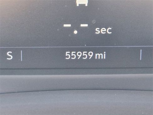 Used 2020 Cadillac XT4 Premium Luxury w/ Driver Awareness Package image 29