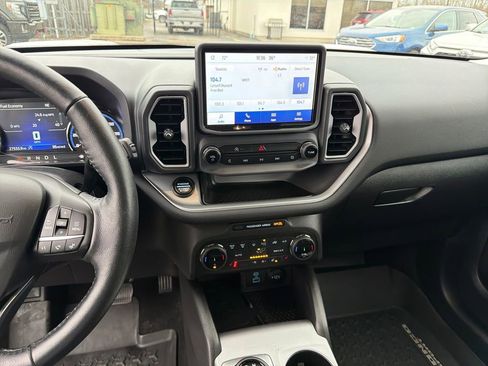 Used 2022 Ford Bronco Sport Outer Banks w/ Tech Package image 19
