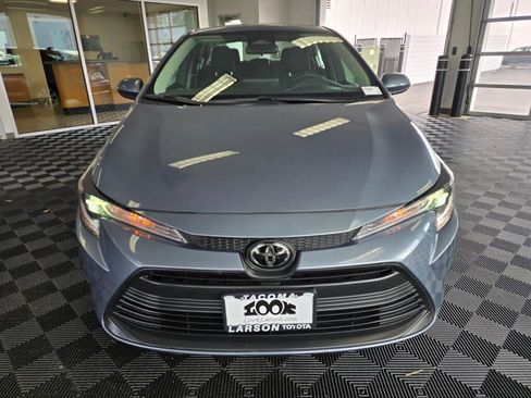 Used 2024 Toyota Corolla LE FWD image 8
