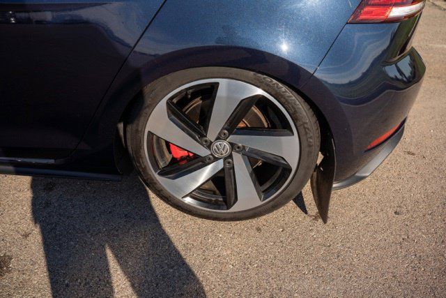 Used 2019 Volkswagen GTI SE w/ SE Experience Package FWD image 11