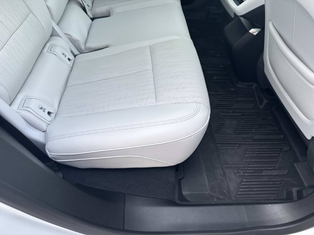 Used 2024 Cadillac Lyriq Sport w/ LPO, Floor Liner Package AWD/4WD image 54