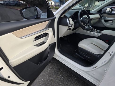 Used 2024 MAZDA CX-90 Plug-In Hybrid w/ Premium Plus image 19