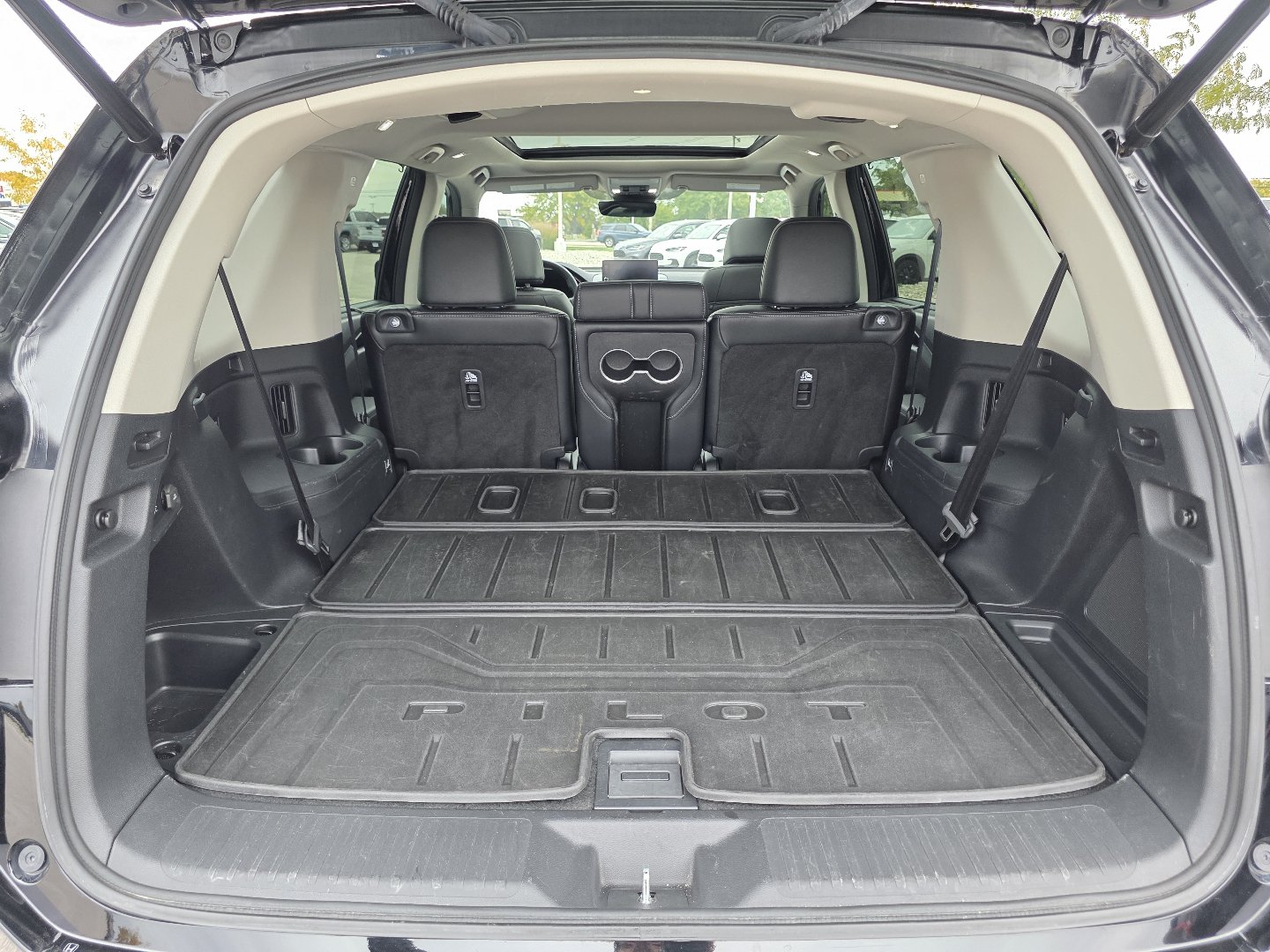 Certified 2023 Honda Pilot Touring image 19